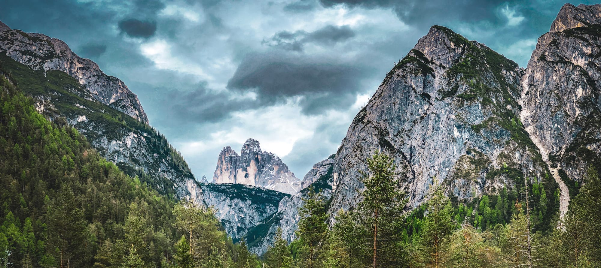 Fernblick. Dolomiten. Gipfel für Gipfel. Atem für Atem. Staunen ohne Ende.